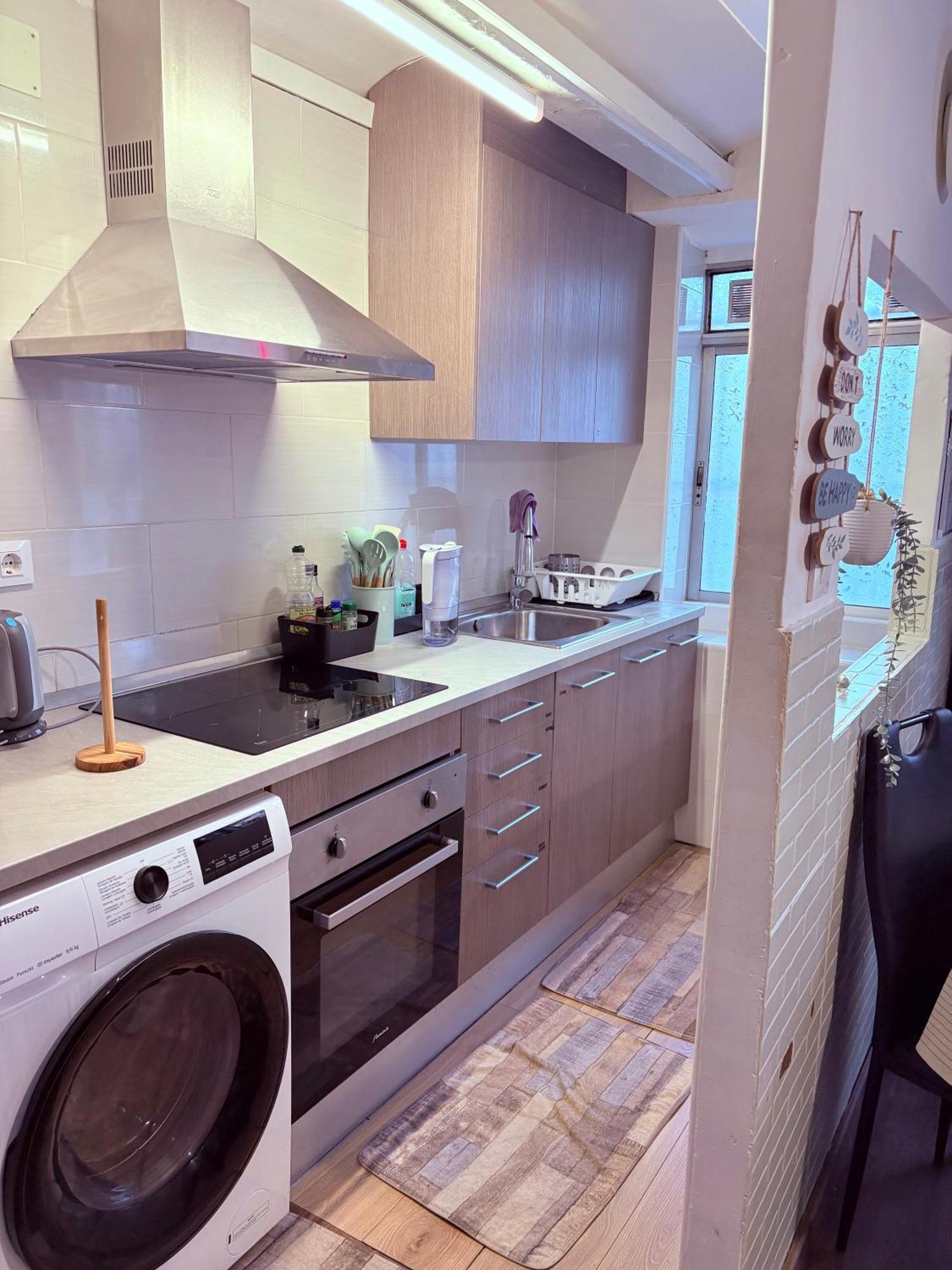 Stunning Flat For 6 People 3 Blocks From The Beach Plus Welcome Breakfast Barcelona Exteriér fotografie