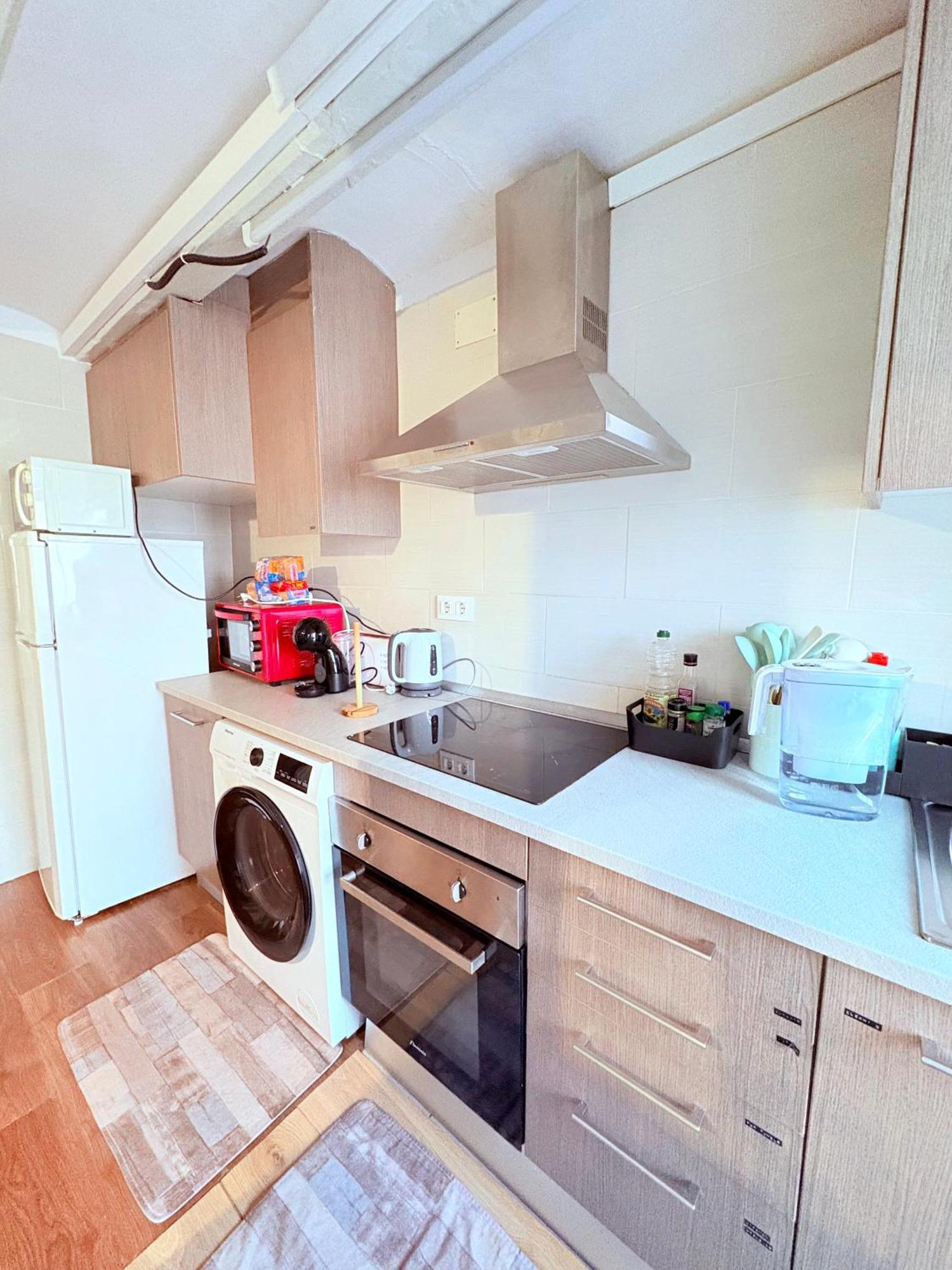 Stunning Flat For 6 People 3 Blocks From The Beach Plus Welcome Breakfast Barcelona Exteriér fotografie